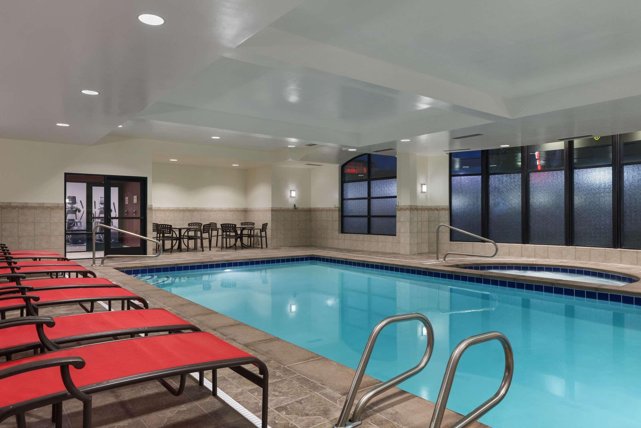 Hilton Garden Inn Ogden Bagian luar foto