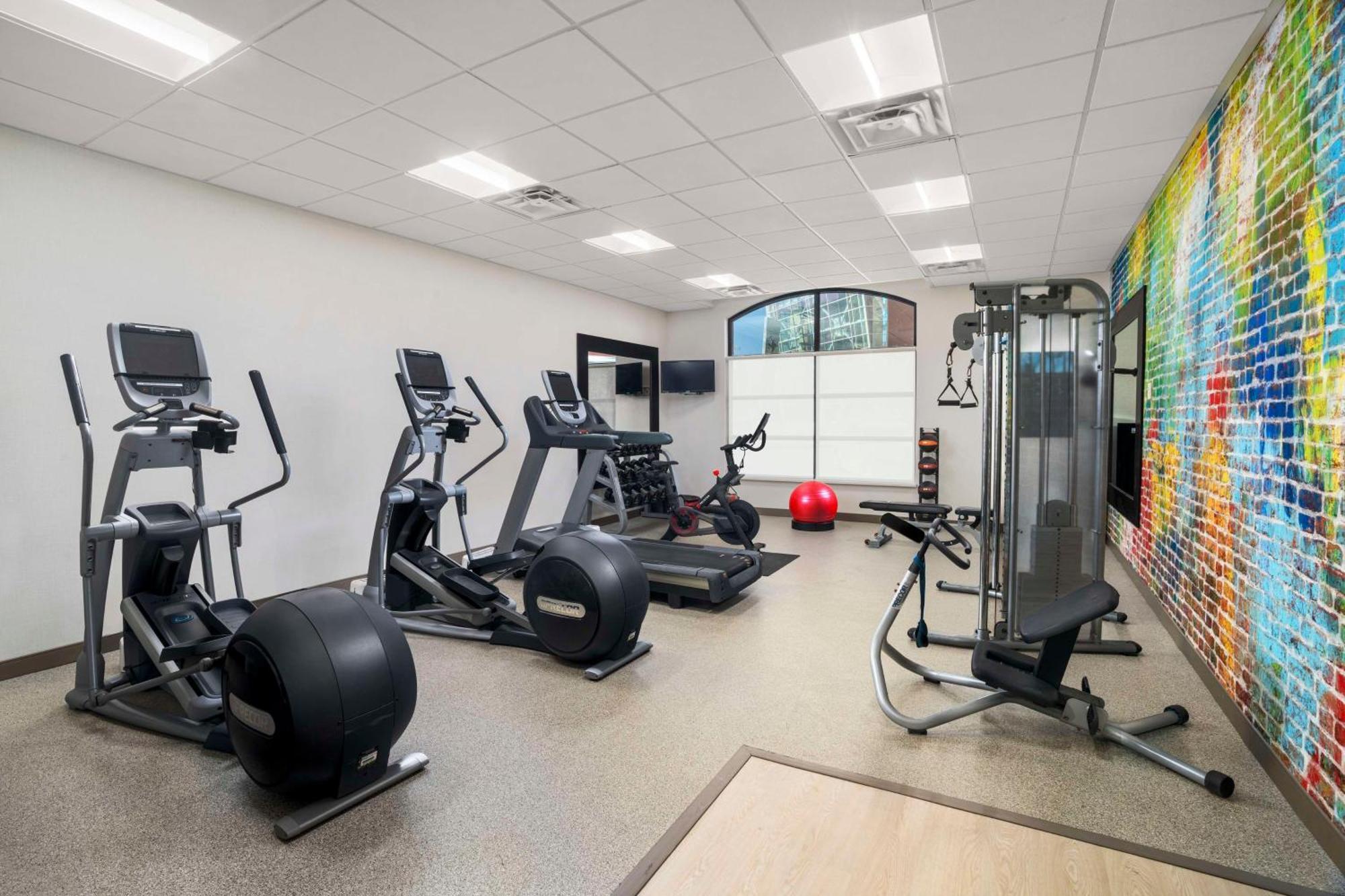 Hilton Garden Inn Ogden Bagian luar foto