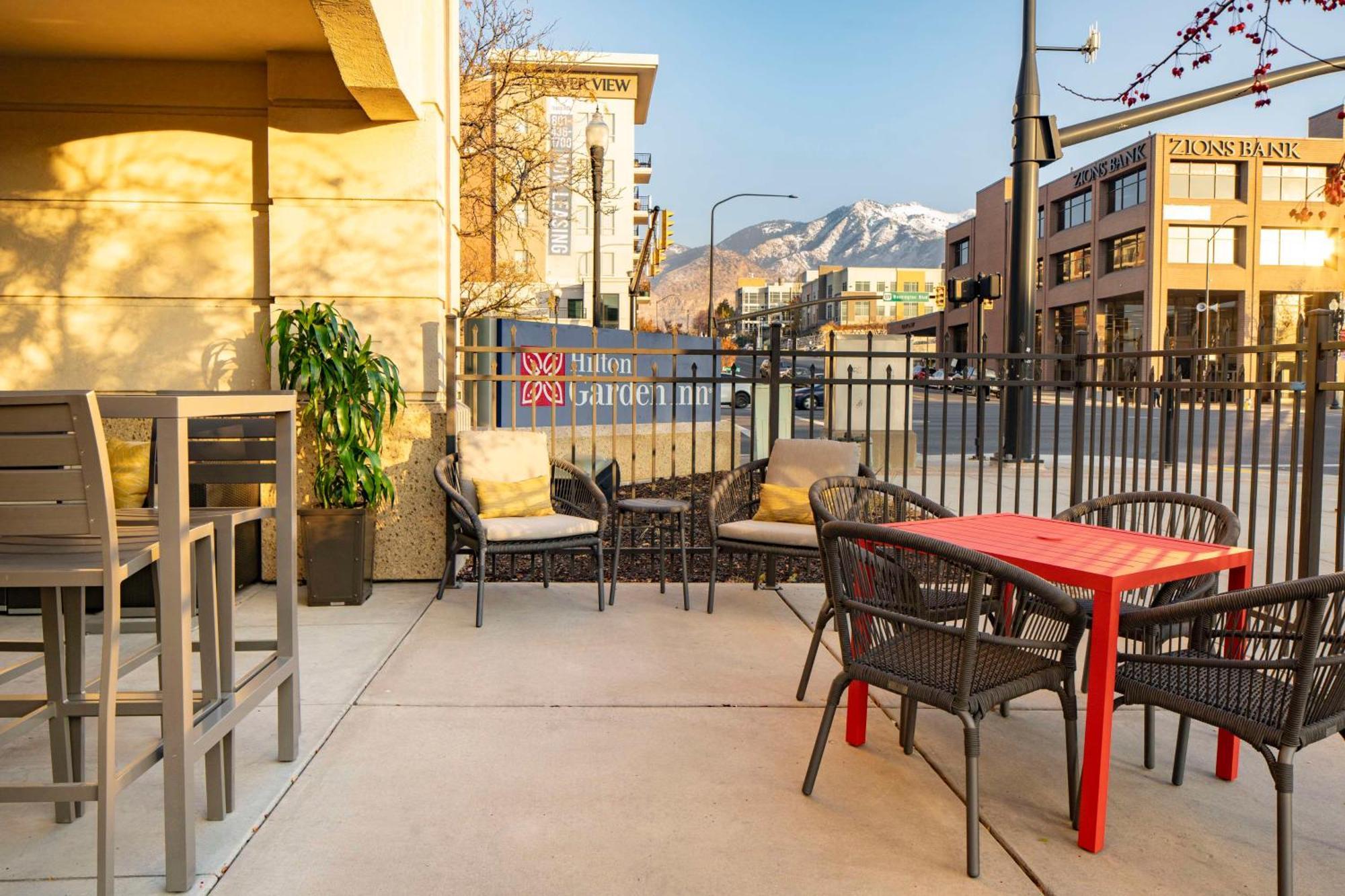 Hilton Garden Inn Ogden Bagian luar foto